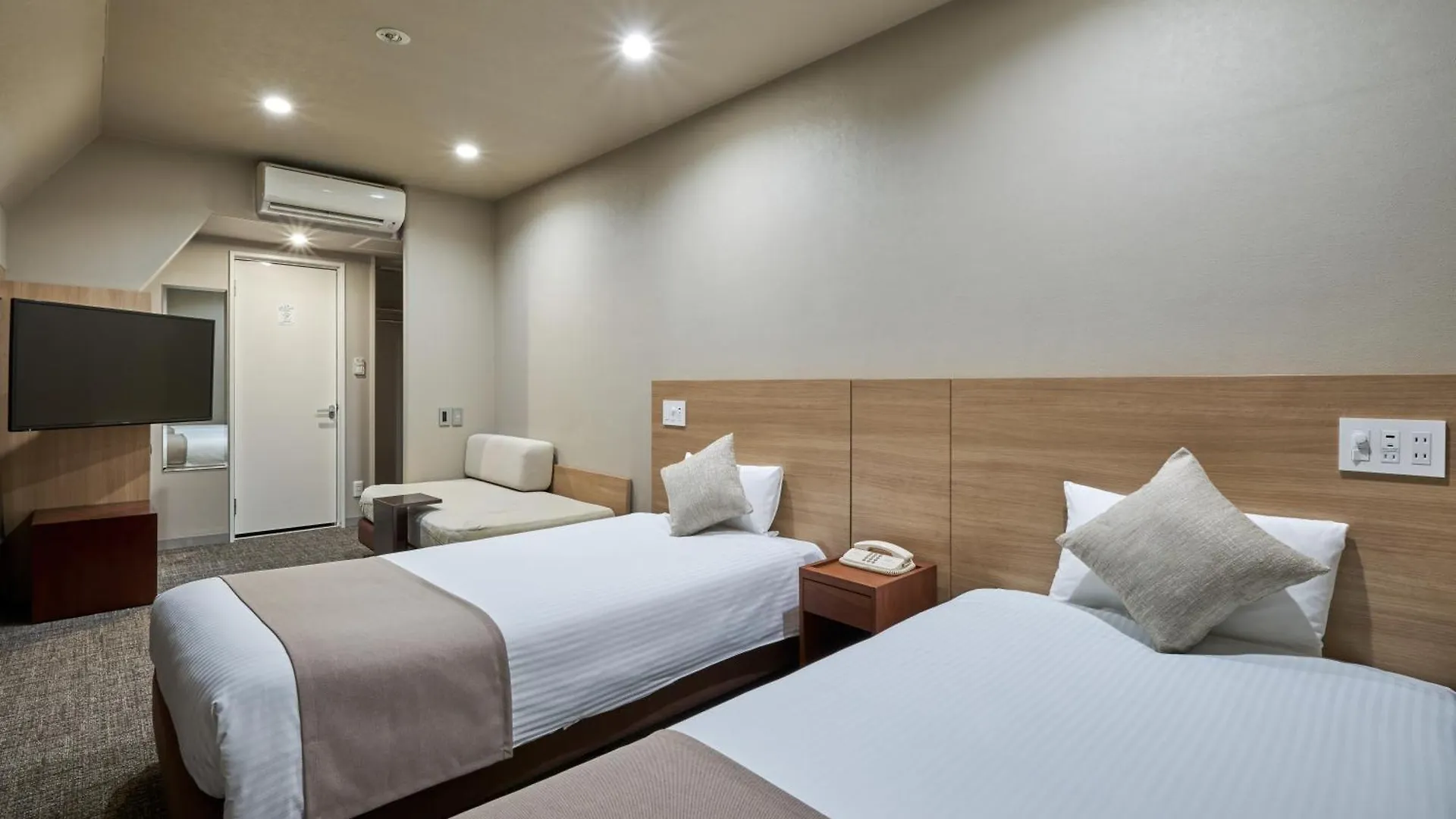 Hotel Villa Fontaine Tokyo-Jimbocho 3*, Tokyo