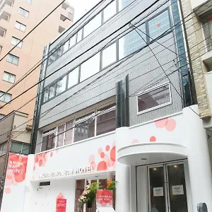 2* Hotel cápsula Akihabara Bay